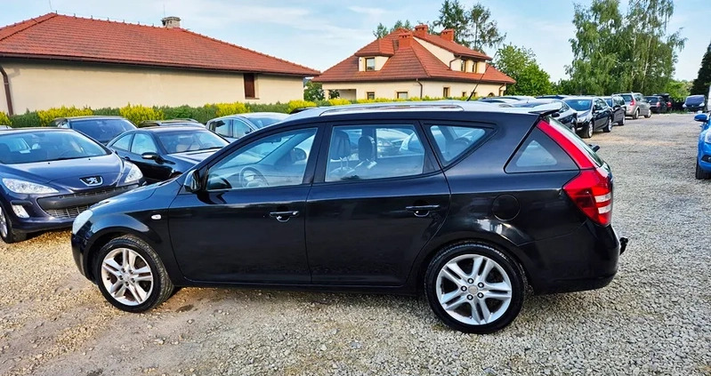 Kia Ceed cena 16500 przebieg: 231000, rok produkcji 2008 z Sobótka małe 631